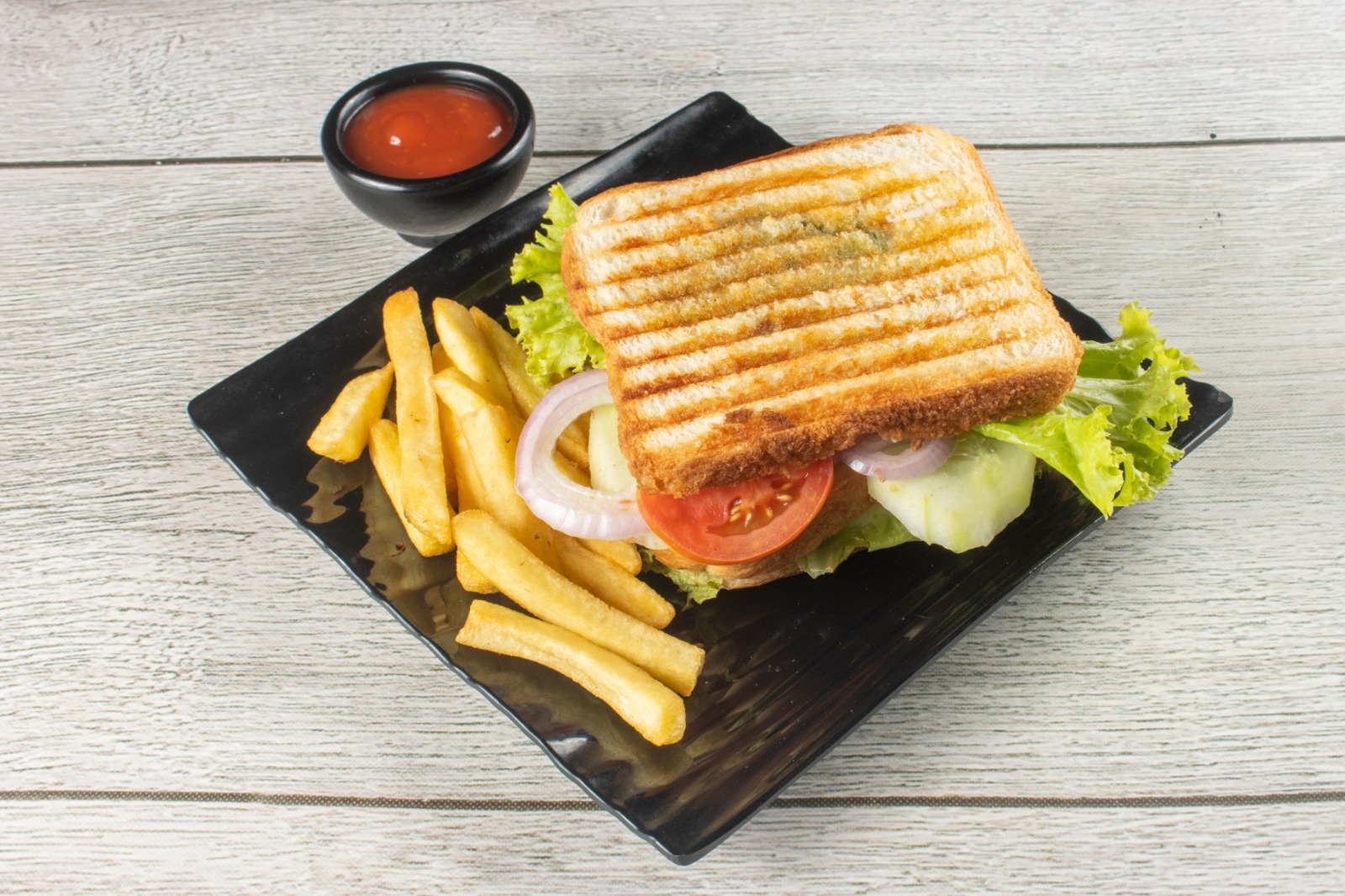 Elegant wedding catering setup with premium buffet arrangement in Bangalore